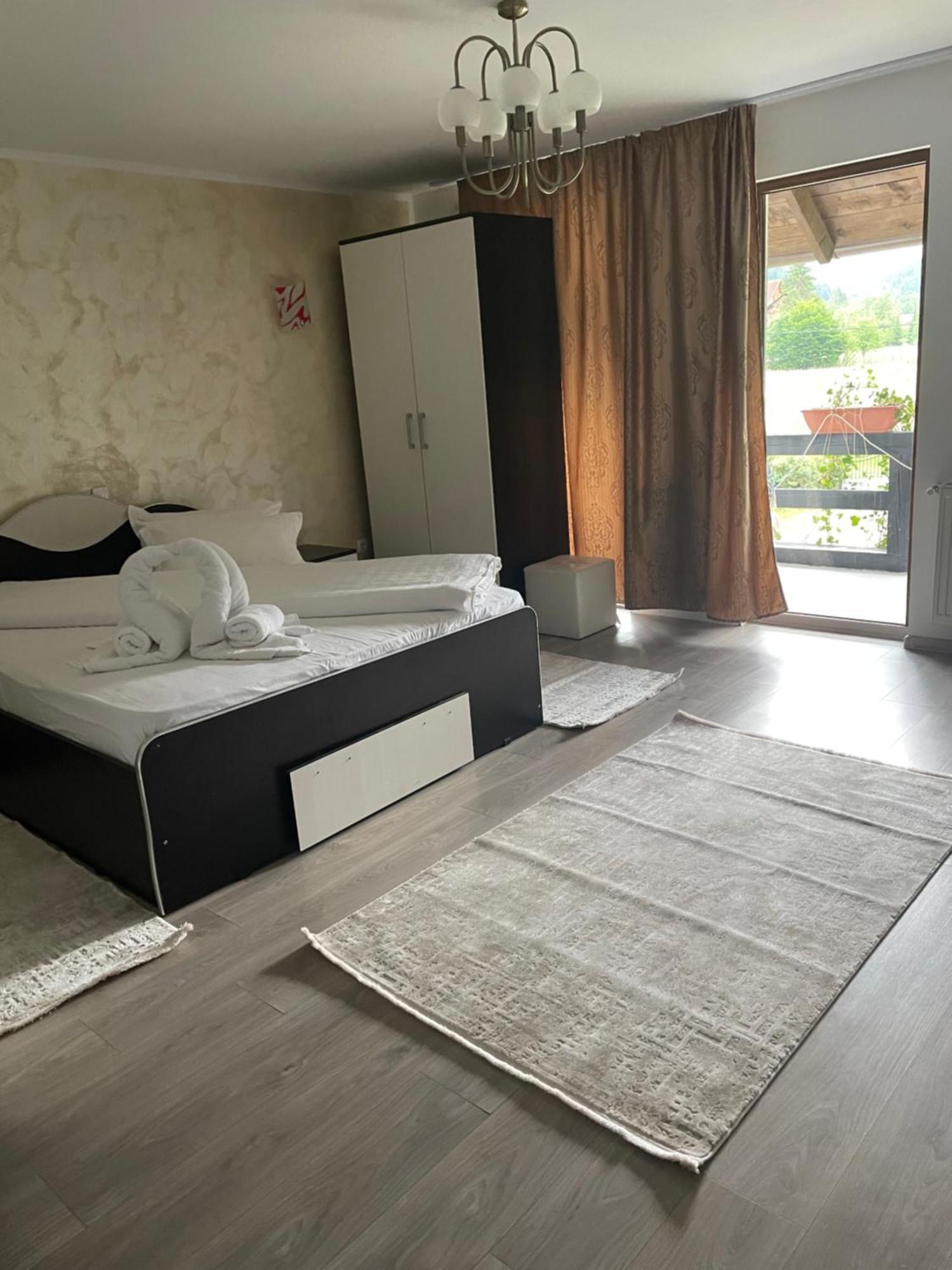 Casa Voronet Hotel Eksteriør billede