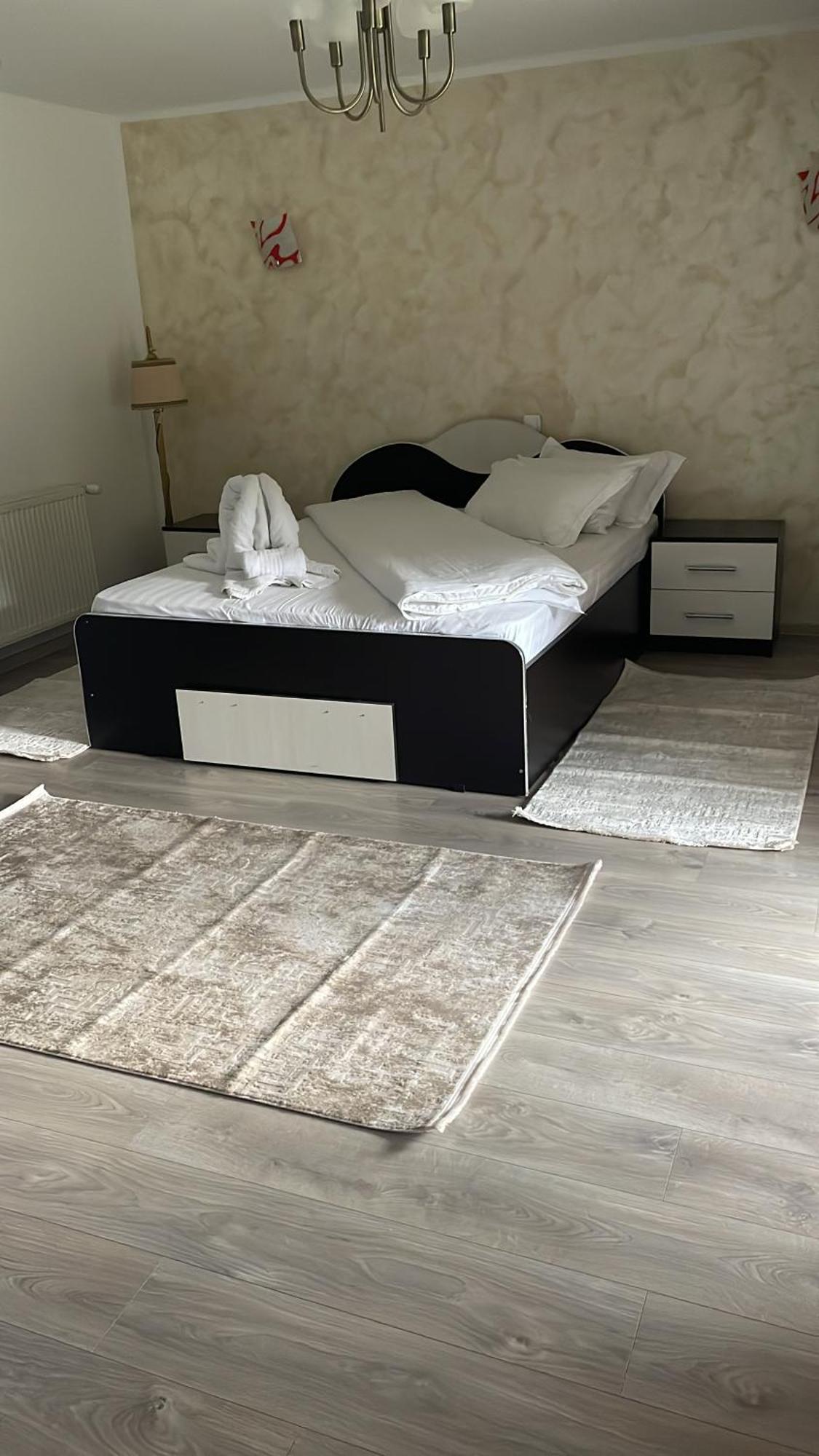 Casa Voronet Hotel Eksteriør billede